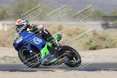 media/Nov-01-2025-CVMA (Sat) [[fc0f7531b8]]/Race 7-Formula Twins-Formula 40 UL/